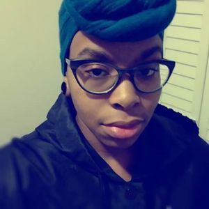 Meet your Posher, Aasiya